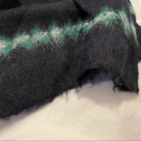 J. Crew Black and Green Crewneck Sweater - Picture 5 of 8